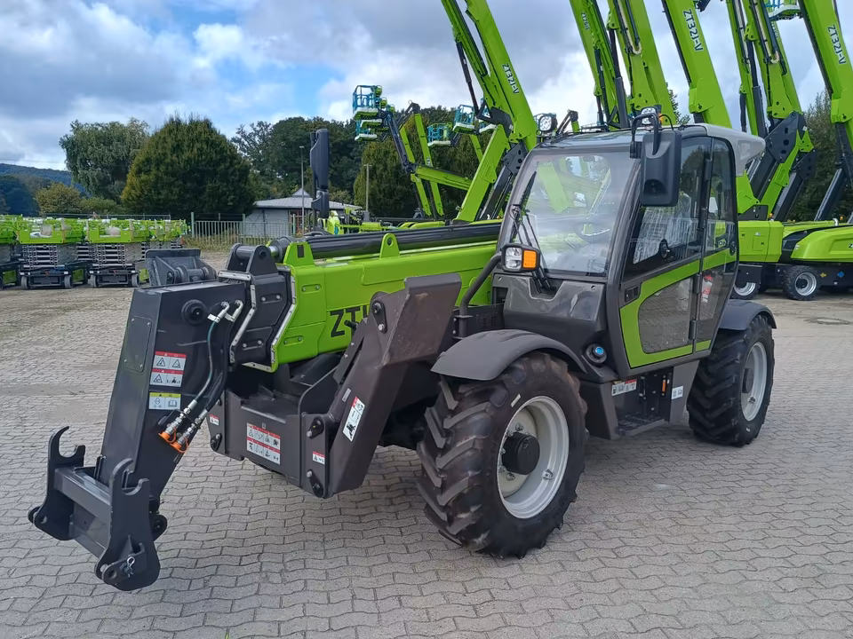 Zoomlion ZTH 3513 Teleskoplader